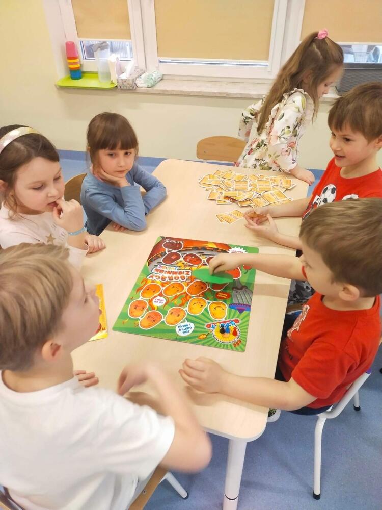 Tydzień w Słonecznikach - Katolickie Niepubliczne Przedszkole OGRÓDEK ...