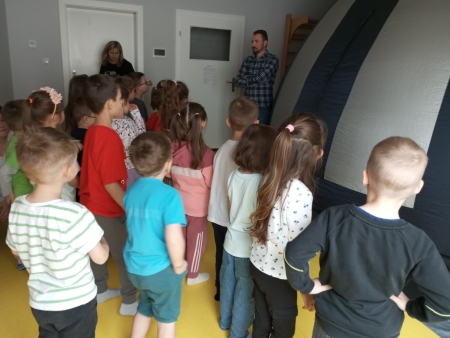 Kino sferyczne.